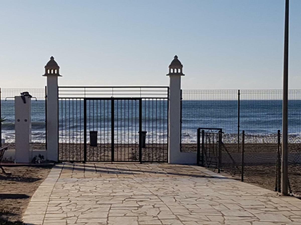 Casa Baja Extraordinaria En Urbanización Naturista! Las Bombardas Exterior foto